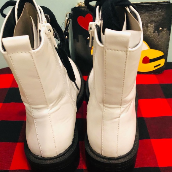 NIB Steve Madden NYC Combat Boots - Picture 3 of 10